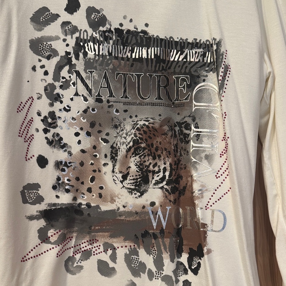 NWT - Dolcezza Nature Print Cream Top - Picture 2 of 5